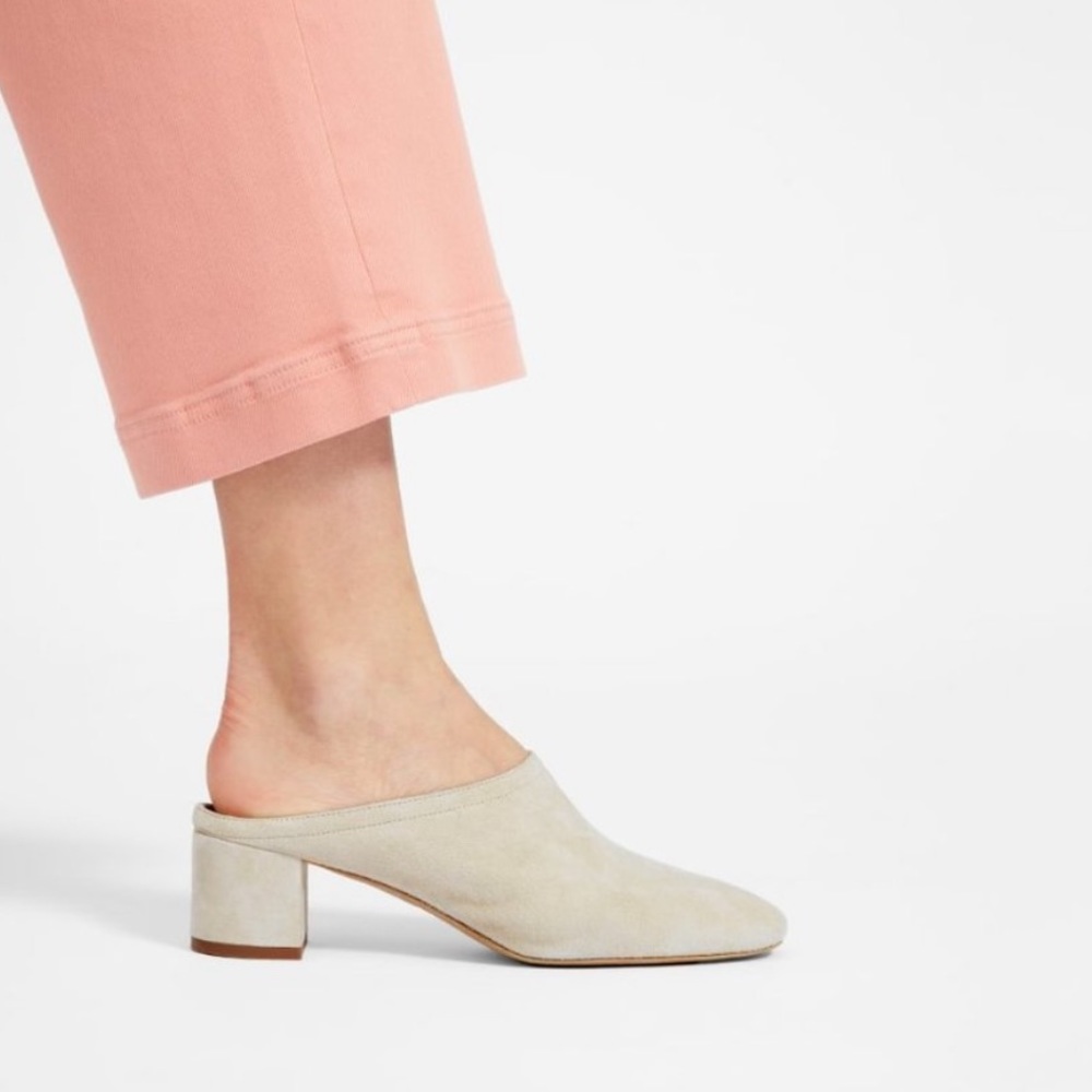 The Everlane Day Heel in Suede - Size 6.5